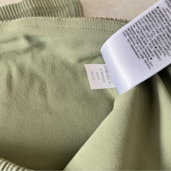 NWOT Athleta Elation Rib Crop Flare Size Plus 1X Eucalyptus Olive Leggings Pants - Picture 8 of 10